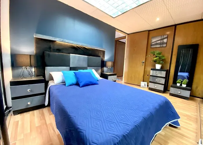 Wonder Hostel *